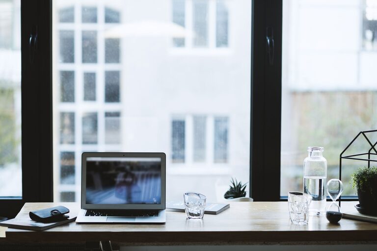 How to Create an Organized and Productive Home Office